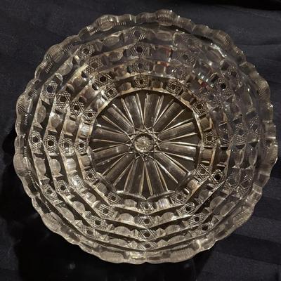 Elegant Vintage Cut Crystal Serving Bowl | Deep Starburst Pattern