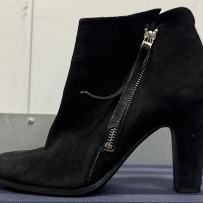 Sam Edelman Women’s Black Suede Ankle Boots – Side Zip, Block Heel