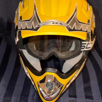 Yellow Off-Road Motocross Helmet w/ Goggles – Adult Size
