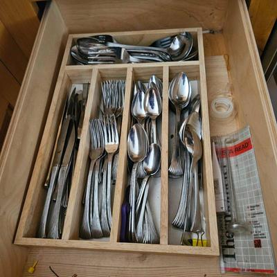 Sale Photo Thumbnail #119