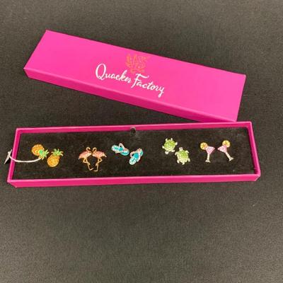 Quacker Factory Earrings- Post (New In Box)