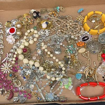 Vintage Broken Jewelry