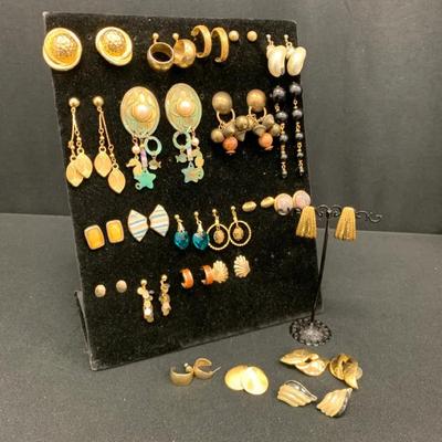 Gold Tone Post Earring #12