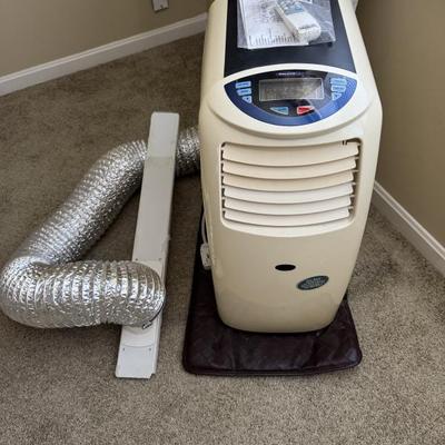 Sale Photo Thumbnail #123: soleus air conditioner and heater 115 volt