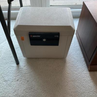 Sale Photo Thumbnail #137