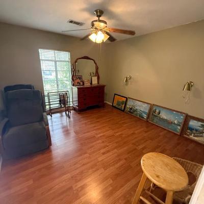 Sale Photo Thumbnail #32