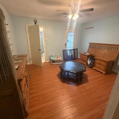 Sale Photo Thumbnail #98