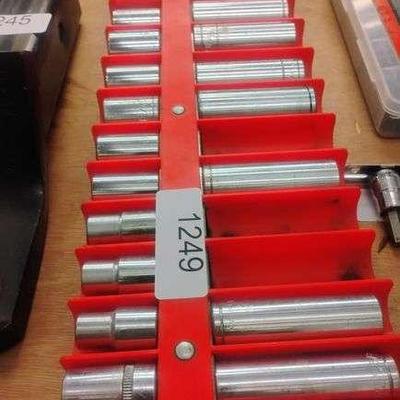 Sale Photo Thumbnail #44