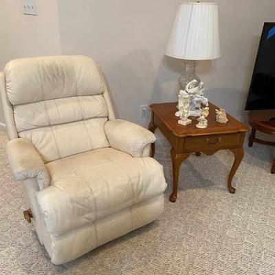 Sale Photo Thumbnail #48