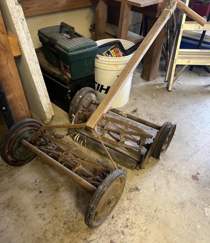 Sale Photo Thumbnail #10