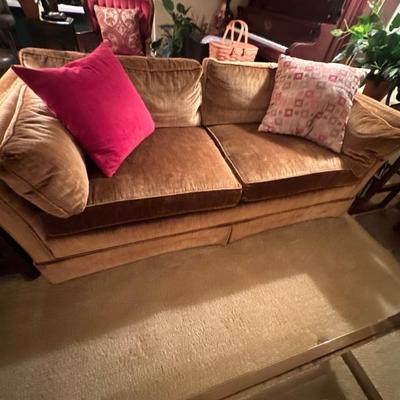 Henredon couch - 2 available