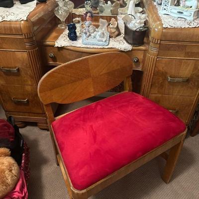1930s waterfall vanity & bedroom set