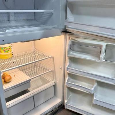 Sale Photo Thumbnail #50: Kenmore Coldspot Refrigerator with Top Freezer 