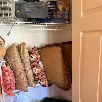 Sale Photo Thumbnail #213