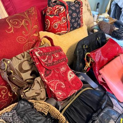 Sale Photo Thumbnail #245