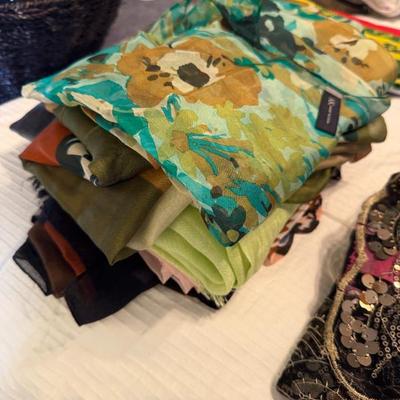 Sale Photo Thumbnail #247