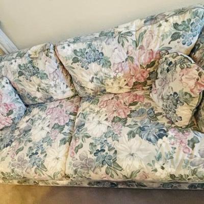 Sale Photo Thumbnail #4