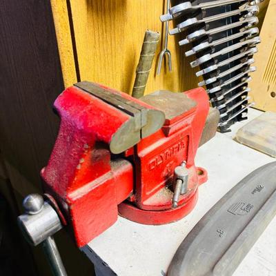 Sale Photo Thumbnail #232