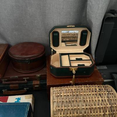 Sale Photo Thumbnail #50