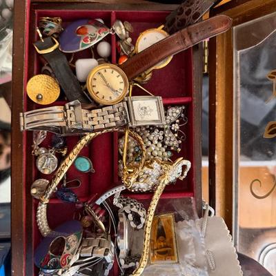 Sale Photo Thumbnail #81