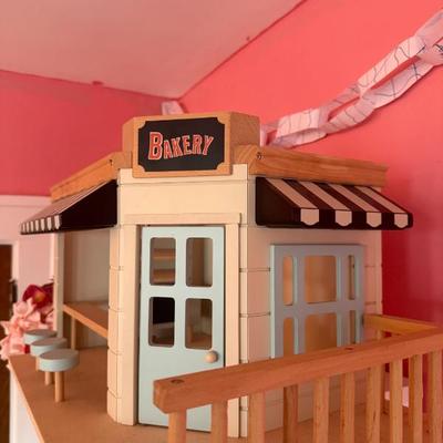 Sale Photo Thumbnail #3