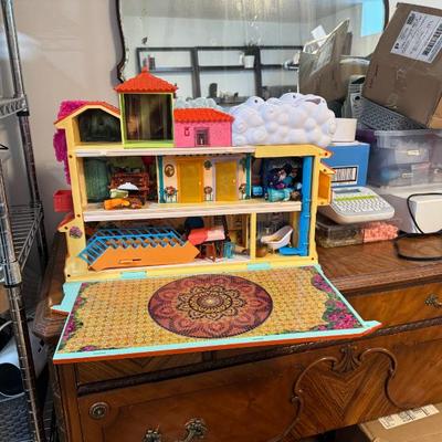 Sale Photo Thumbnail #4