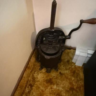 Sale Photo Thumbnail #206