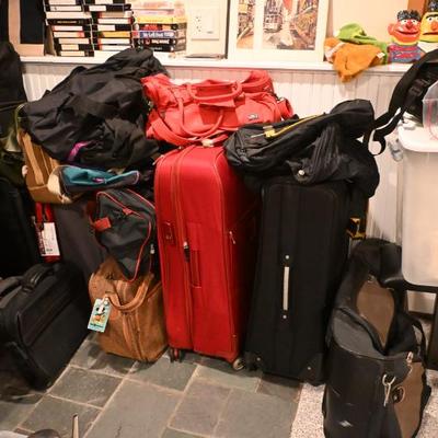 Sale Photo Thumbnail #25