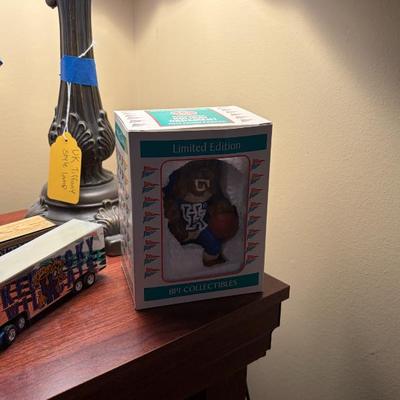 Sale Photo Thumbnail #584