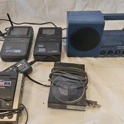 Vintage Audio/Video Realistic Portiplay 8 Sony Walkman Video & More