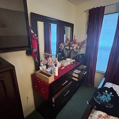 Sale Photo Thumbnail #59