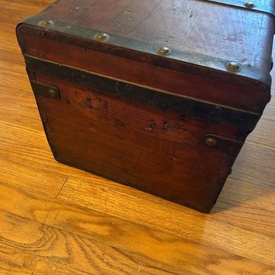 Sale Photo Thumbnail #579