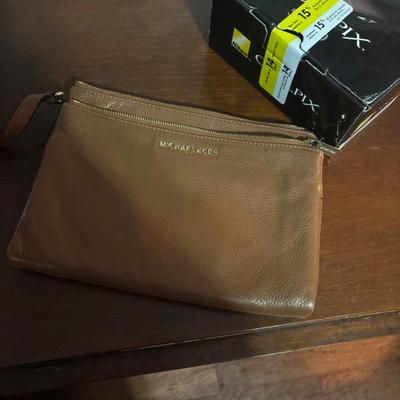 Sale Photo Thumbnail #92