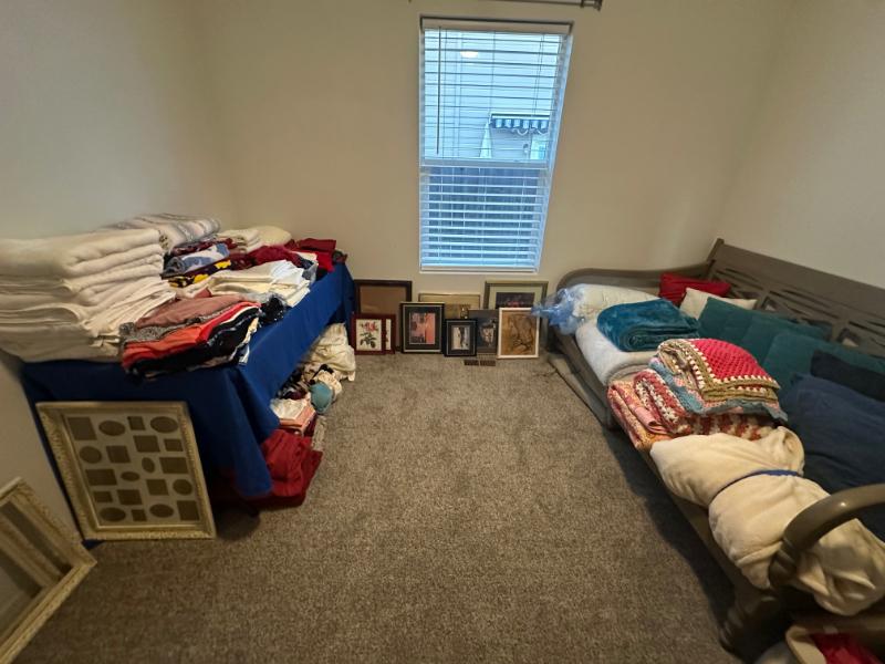 Sale Photo Thumbnail #14