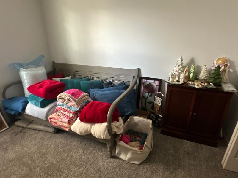 Sale Photo Thumbnail #31