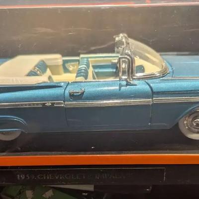 1959 Chevrolet Impala Convertible Diecast Replica