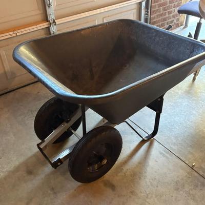 wheelbarrow with dual wheels
