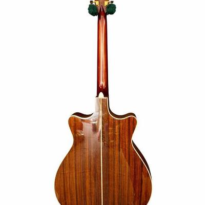 Martin Guitar M2C - 28 : Only 22 of these were made. 20 for the U.S.A.

This is in  mint condition . In fact, it should be considered NEW...