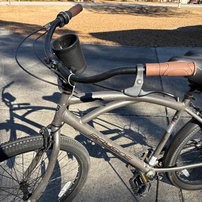 men’s cruiser bicycle w cup holder