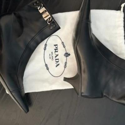 Sale Photo Thumbnail #172