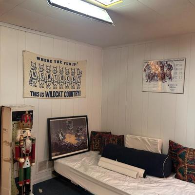 Sale Photo Thumbnail #110