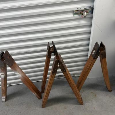 Set of 4 Wooden Folding Sawhorses with Metal Brackets
