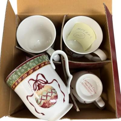 Charter Club Winter Garland Santa Claus Mini Box with Closure Mug Set