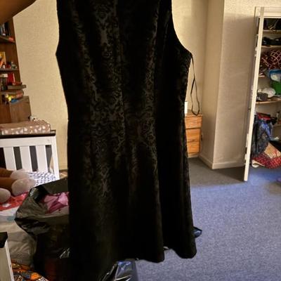 Sale Photo Thumbnail #42