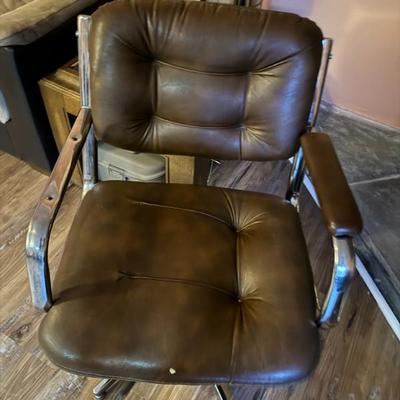 Sale Photo Thumbnail #100