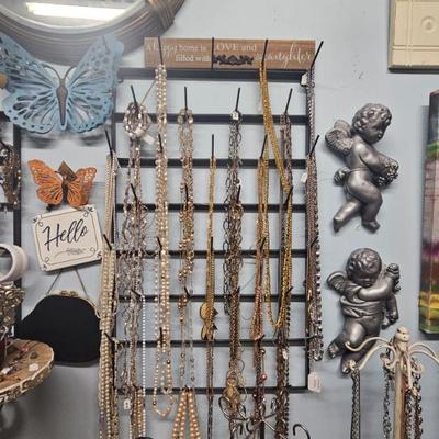 Sale Photo Thumbnail #1005