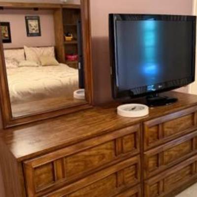 Sale Photo Thumbnail #51