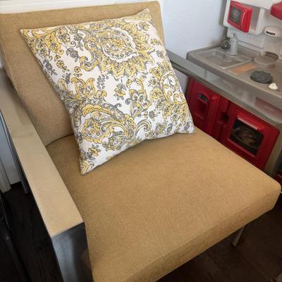 Sale Photo Thumbnail #387