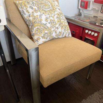 Sale Photo Thumbnail #394