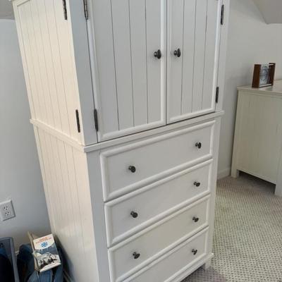 Sale Photo Thumbnail #284